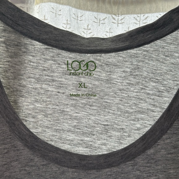 LOGO instant chic short sleeve scoop tee with ruffle - Picture 2 of 5